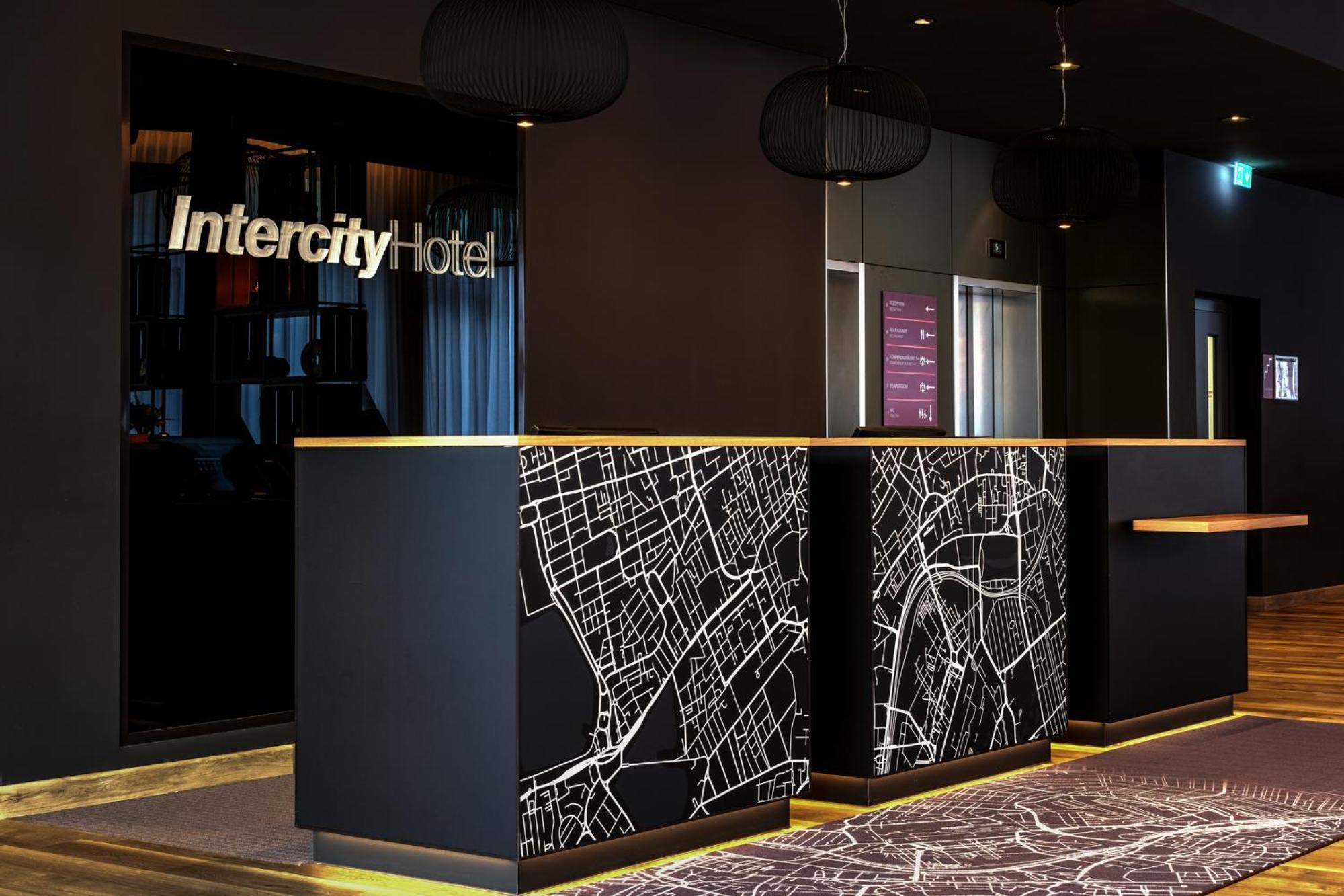 Intercityhotel Luebeck Экстерьер фото